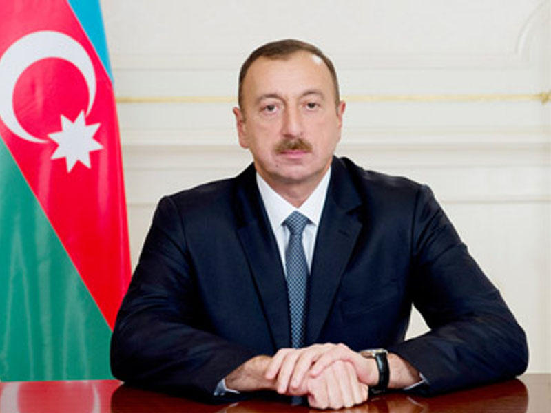 Президент Ильхам Алиев поздравил азербайджанцев мира с Днем солидарности