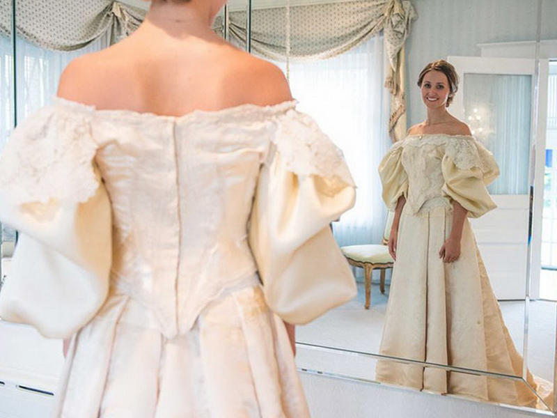 120-летнее свадебное платье