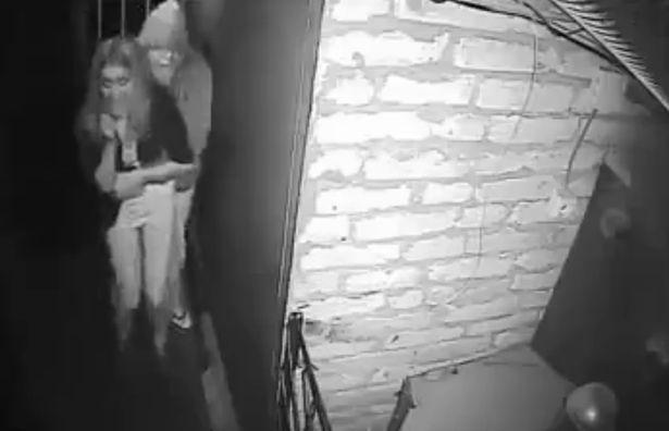 картинки со спины девушки и парня онлайн картинки со спины девушки и парня