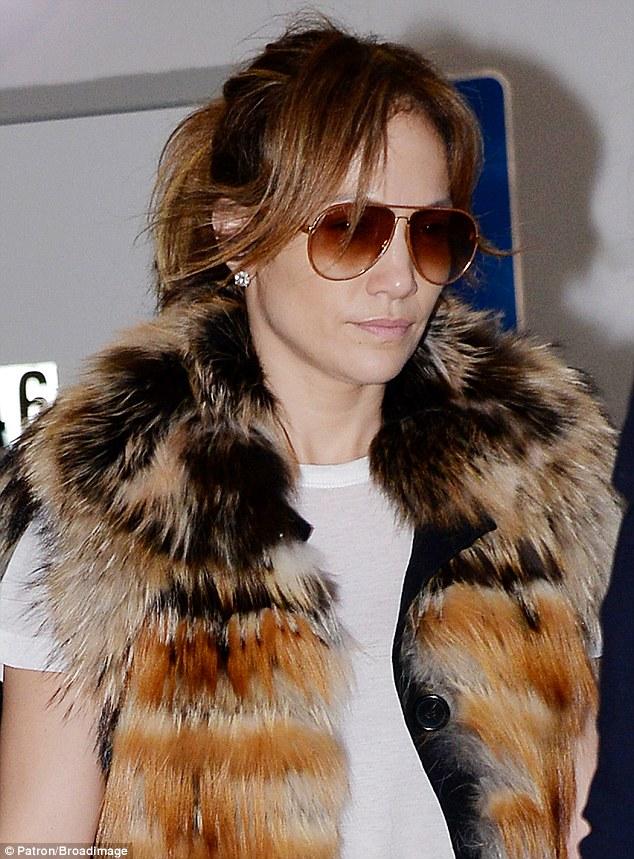 Папарацци засняли ДжейЛо без макияжа - ФОТО