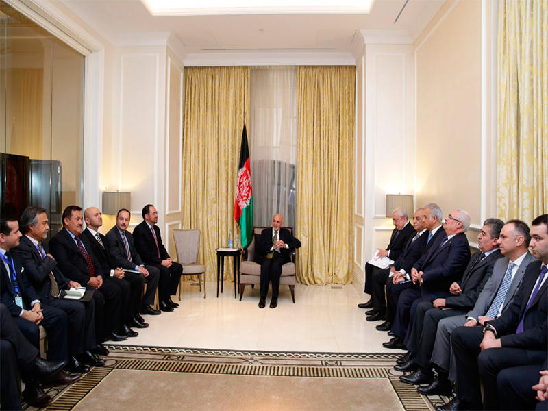 Президент Афганистана встретился с азербайджанскими бизнесменами