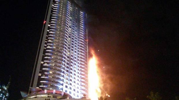 Пожар в отеле-небоскребе в центре Дубая