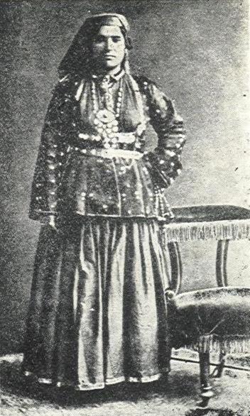 Азербайджанская национальная одежда (мужская, женская, детская)