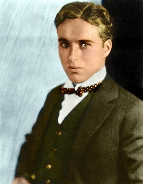 14 редких раскрашенных фотографий Чарли Чаплина, сделанных в 1910-1930-х годах