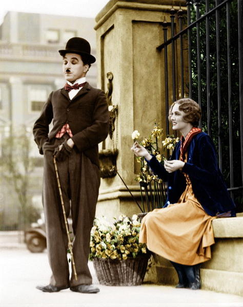 14 редких раскрашенных фотографий Чарли Чаплина, сделанных в 1910-1930-х годах