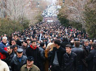 Армяне оскорбили Сергея Лаврова на митинге в Ереване