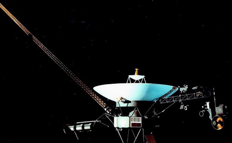 Другие мирыХотя ни одна миссия до ближайшей после Солнца звезды, Проксима Центавра, запланировано не было, именно там и стоит искать внеземной разум. К сожалению, космический аппарат будет путешествовать к Проксиме Центавра целых 74 000 земных лет.