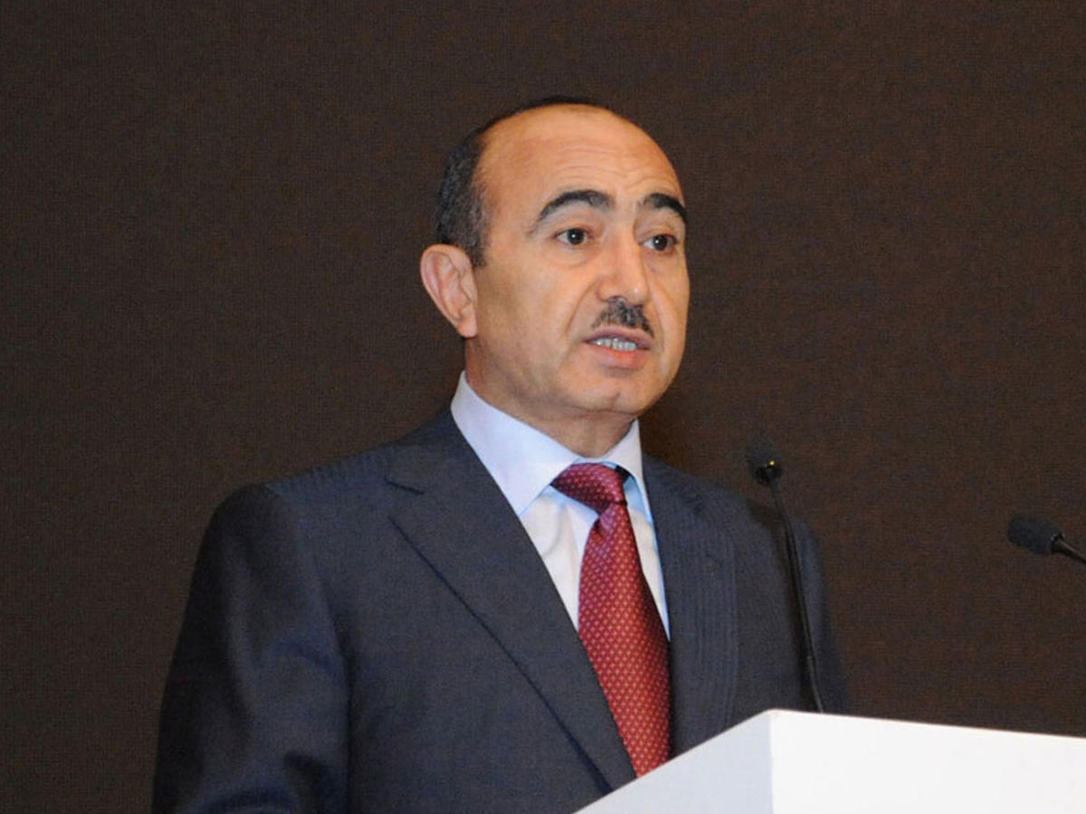 Али Гасанов сделал заявление о переговорах по Карабаху