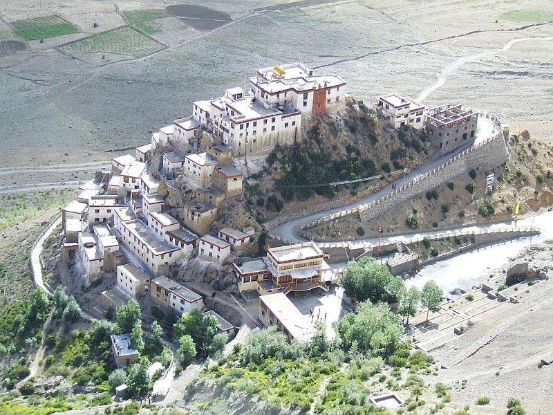 Ki-Gompa-tibetskiy-buddiyskiy-hram_9