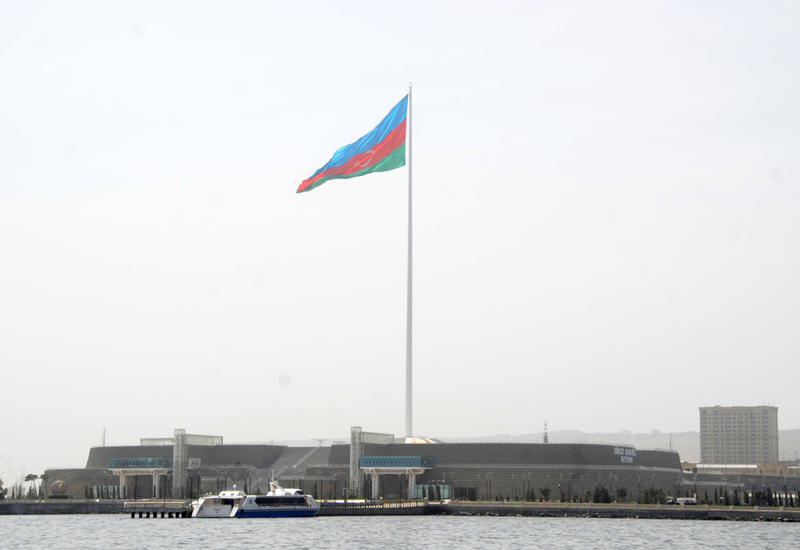 В Азербайджане отмечают День республики