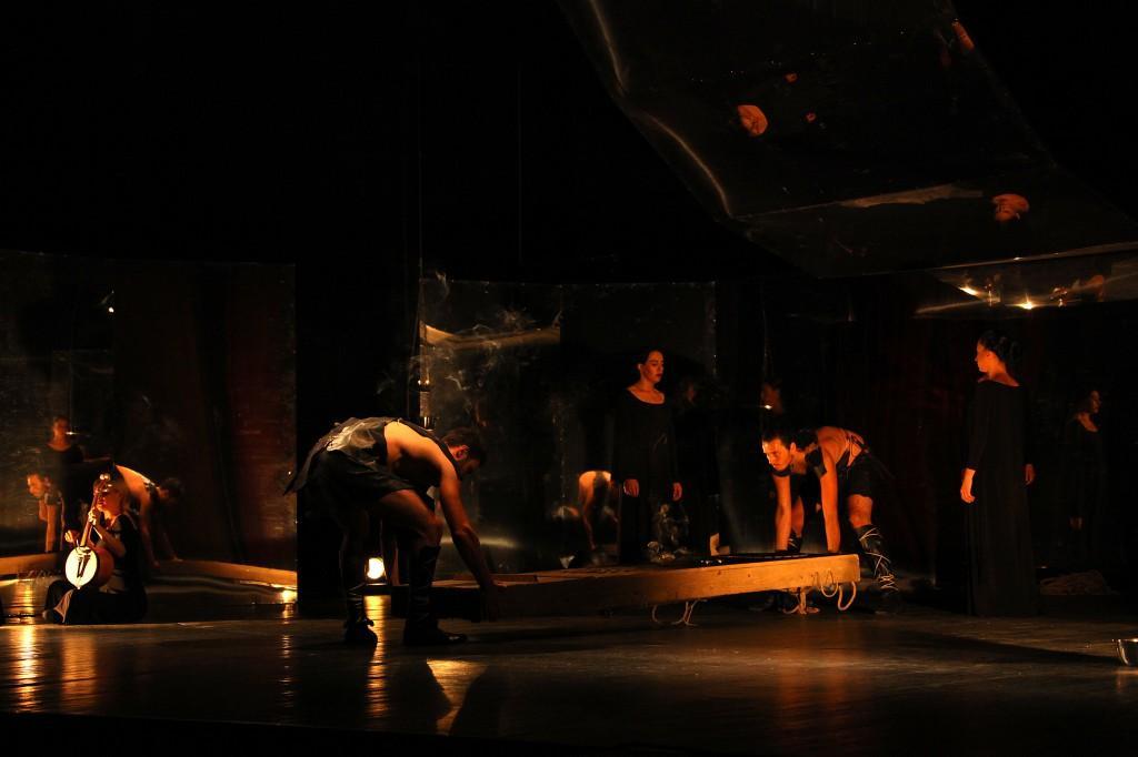 Tbilisi Dövlət Dram Teatrının Şəki festivalında çıxışı maraqla qarşılanıb
