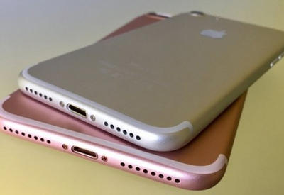 Владельцы iPhone 7 сверлят дыры в гаджетах, чтобы слушать музыку <span class="color_red">- ВИДЕО</span>