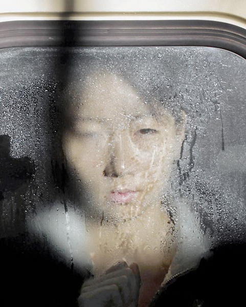 Как выглядит обычная давка в токийском метро