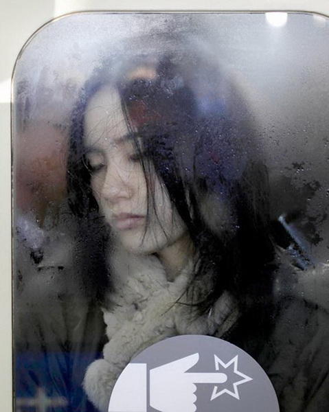 Как выглядит обычная давка в токийском метро