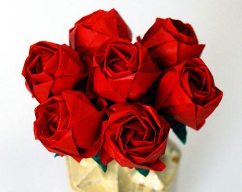 Роза Кавасаки из бумаги