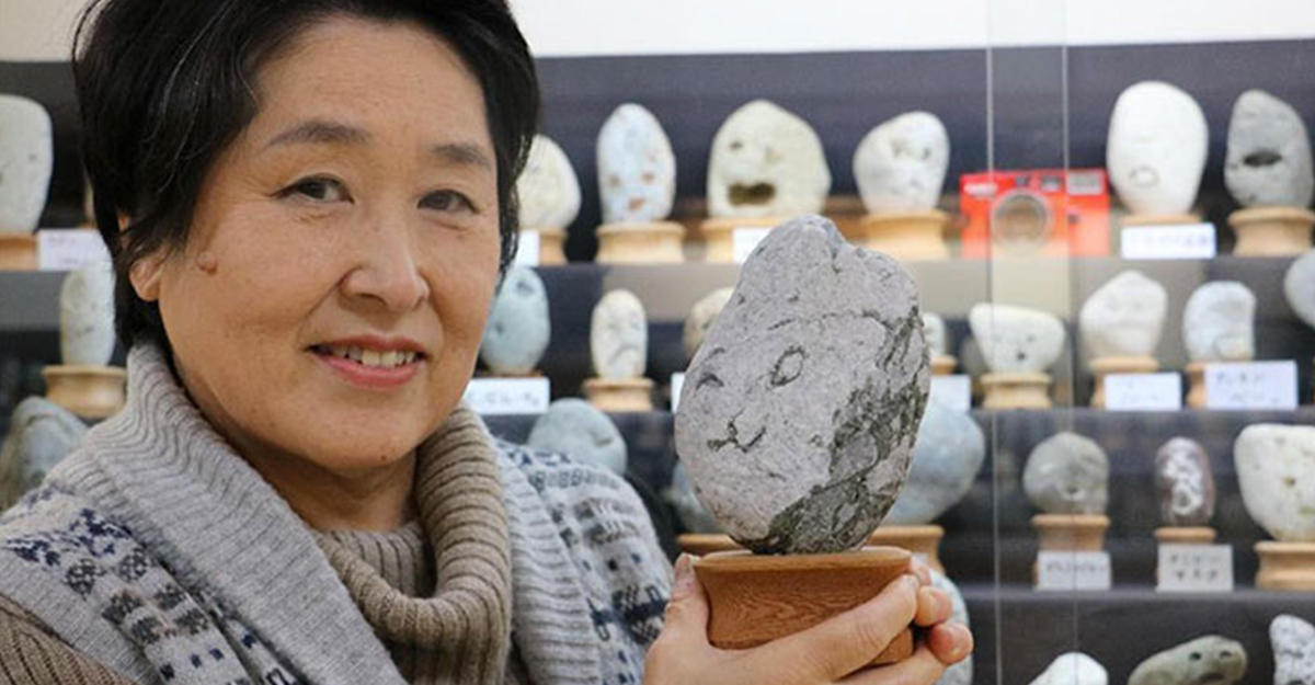 Японский музей Тинсекикан коллекционирует камни, похожие на лица