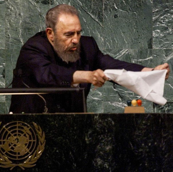 13 самых невероятных попыток убить Фиделя Кастро