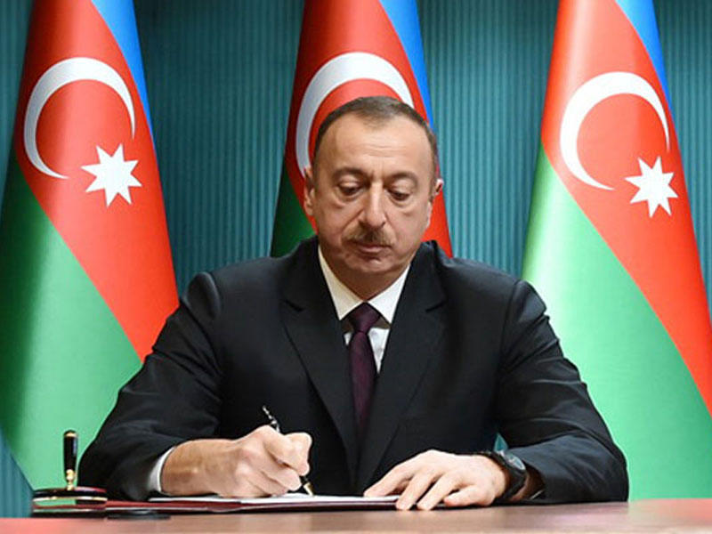 Утвержден порядок подачи заказов в Центр анализа экономических реформ и коммуникаций Азербайджана