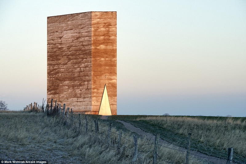 Церковь Bruder-Klaus-Feldkapelle