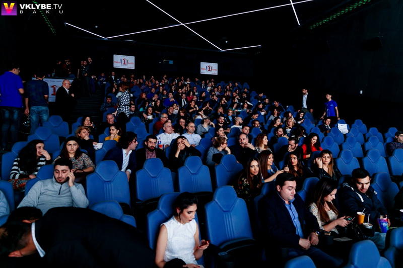 Начался показ голливудского фильма на азербайджанском языке с известными актерами