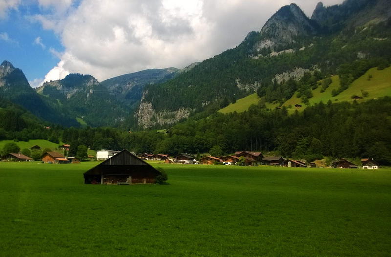 Очарование Швейцарии: курортный городок Гштаад