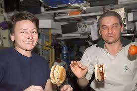 Что и как едят космонавты