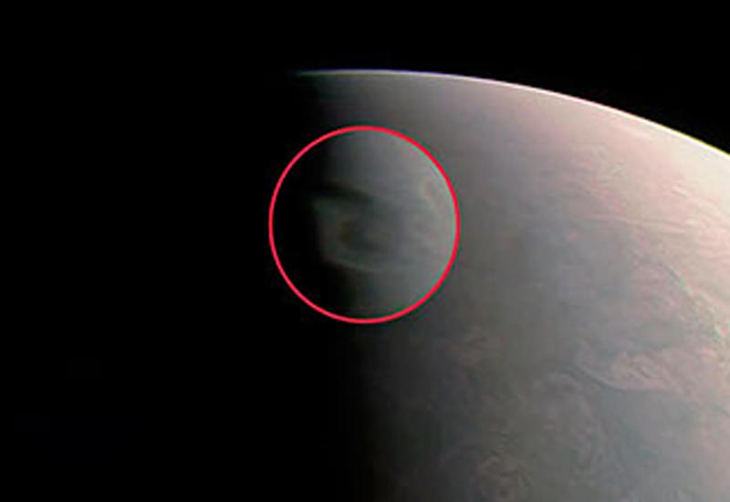 Зонд Juno снял на Юпитере смерч размером с Землю <span class="color_red">- ВИДЕО</span>