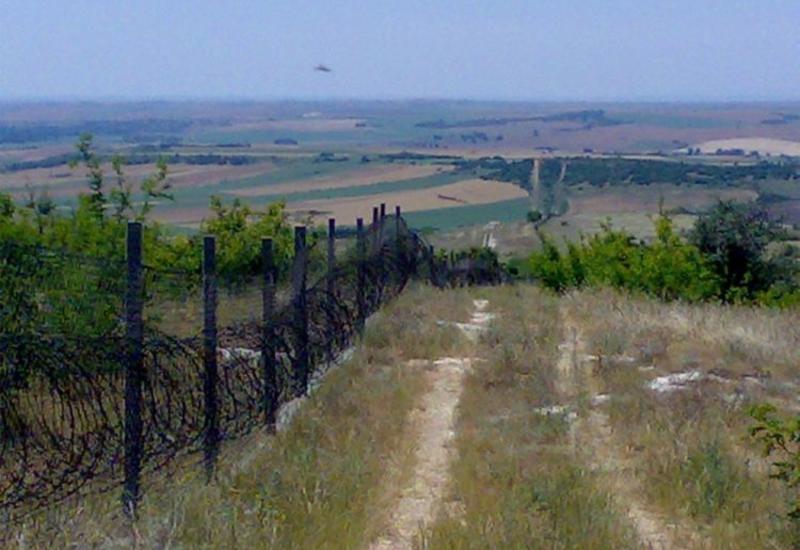 На границе Азербайджана с РФ установлены полицейские посты, идет операция
