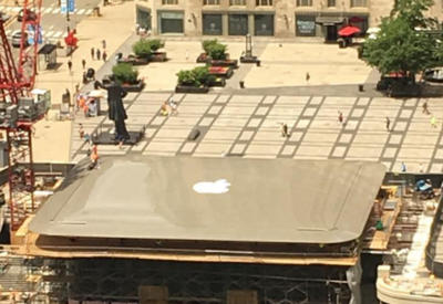 В Чикаго построили магазин Apple с крышей в виде MacBook <span class="color_red">- ВИДЕО</span>