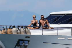 Маленки челен секс позициялары Рахмет Ставрополь өлкесінің жезөкшелері