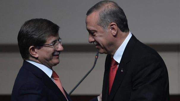 Эрдоган и Давутоглу приняли решение: коалиции не будет
