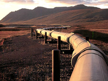 Эксперт объяснил, почему снижаются поставки нефти по Актау-Баку-Батуми