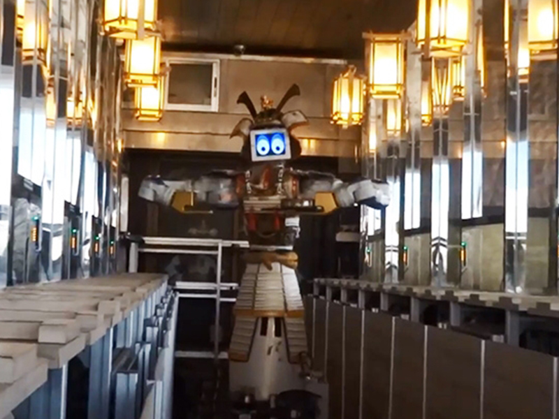 10 ресторанов и отелей, где работают роботы