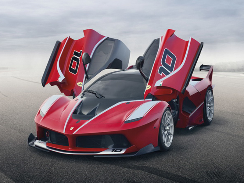 Ferrari представила 1050-сильный гибрид FXX K