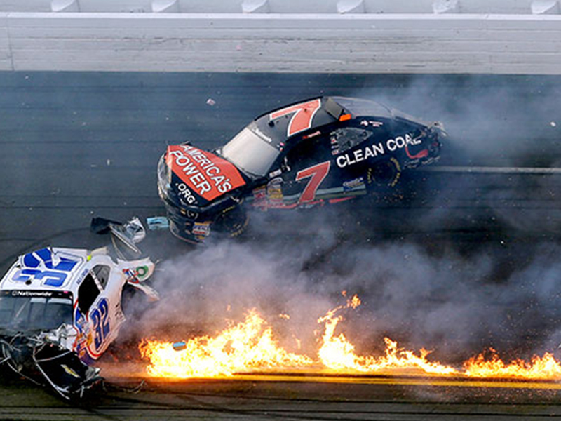 Самые страшные аварии на автогоноках NASCAR