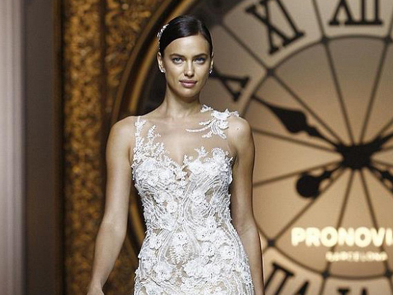 Ирина Шейк надела роскошное свадебное платье
