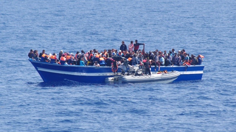 ЕС не даст торговать людьми в Средиземном море