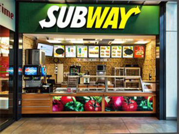 Скончался основатель сети ресторанов Subway