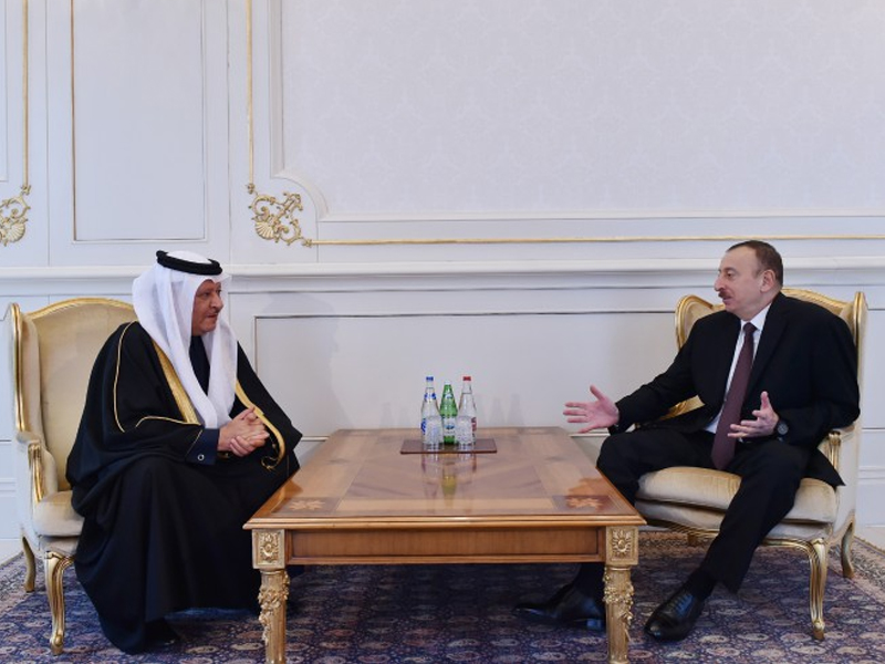 Президент Ильхам Алиев принял послов Катара и Индии