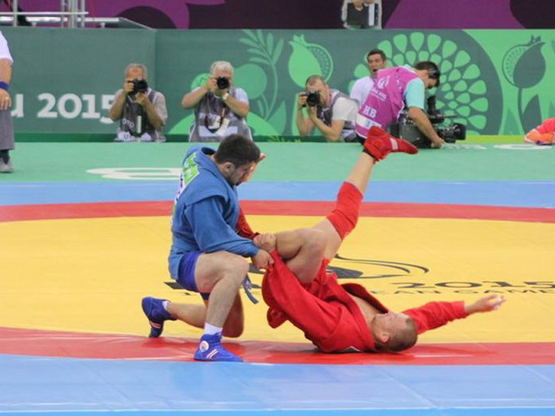 Азербайджанские самбисты будут биться за золотую медаль Евроигр