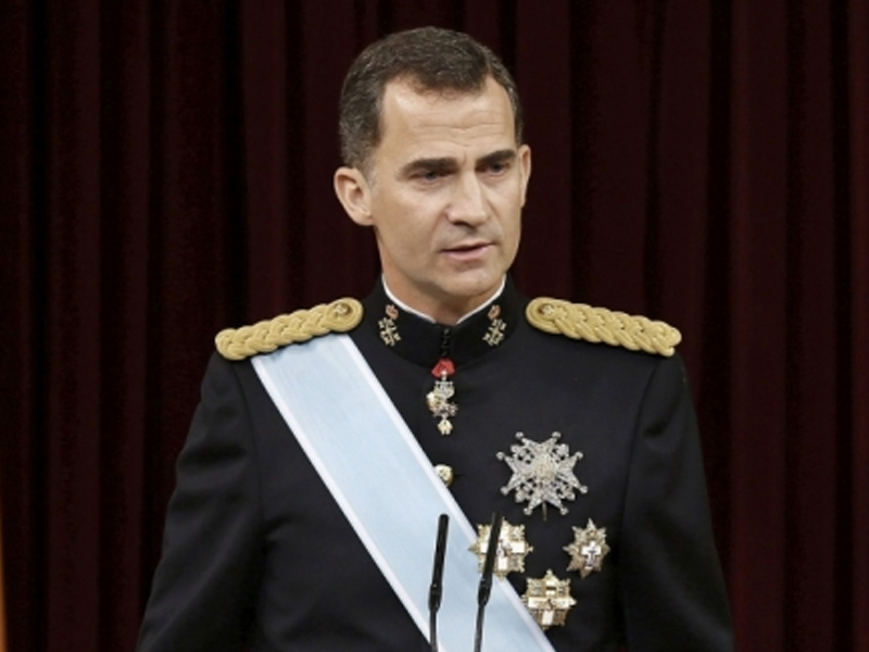 Король Испании прервал официальный визит во Францию