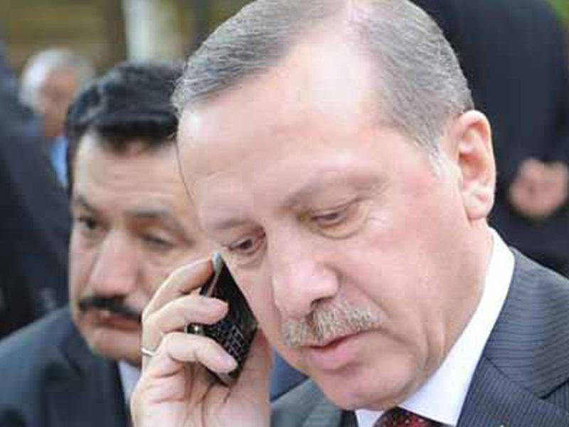 Телефон Эрдогана прослушивался полсотни раз