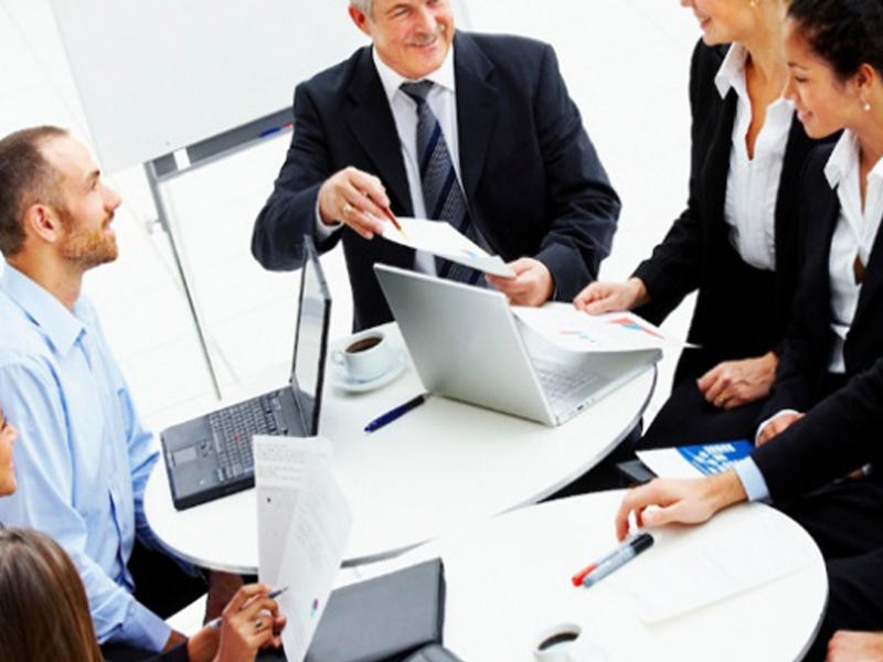 In charge of перевод. In charge ответственный. Ethics in business. Силуэт группы людей. In charge of.