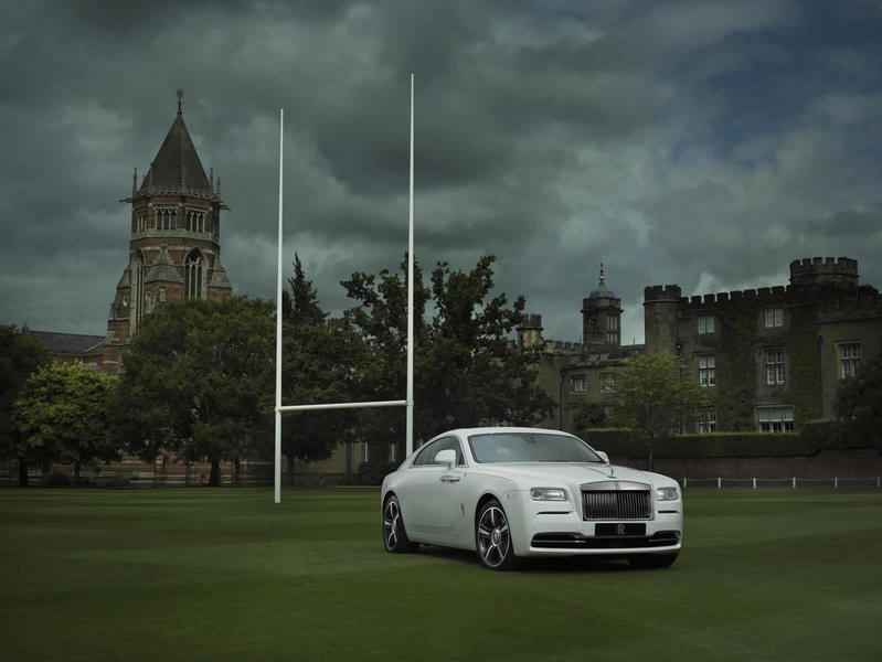 Rolls-Royce посвятил автомобиль регбистам