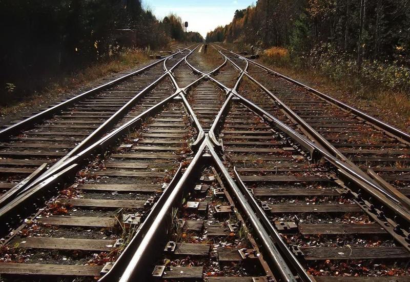 До конца года Азербайджан и Иран соединят железные дороги