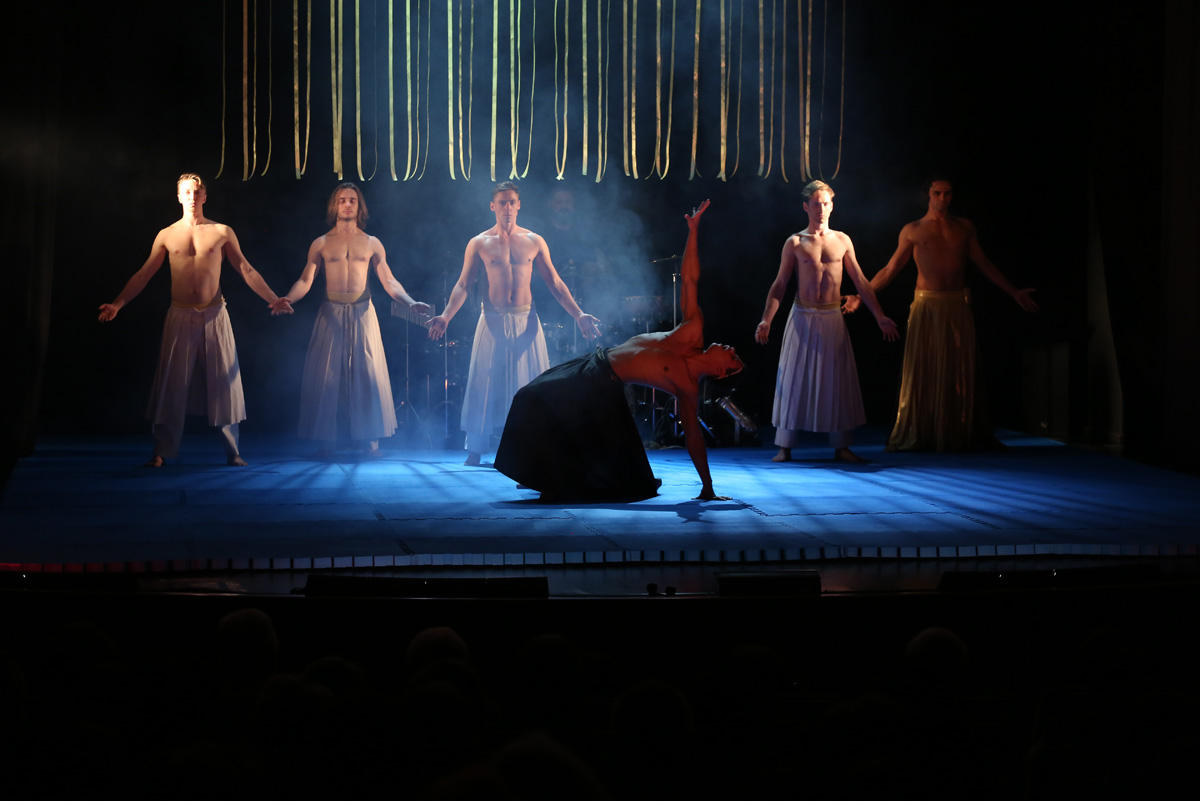 Творческая сцена ÜNS открыла новый театральный сезон постановкой мистической драмы «Федра»