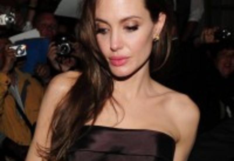 Анджелина Джоли не уверена, что проживет долгую жизнь