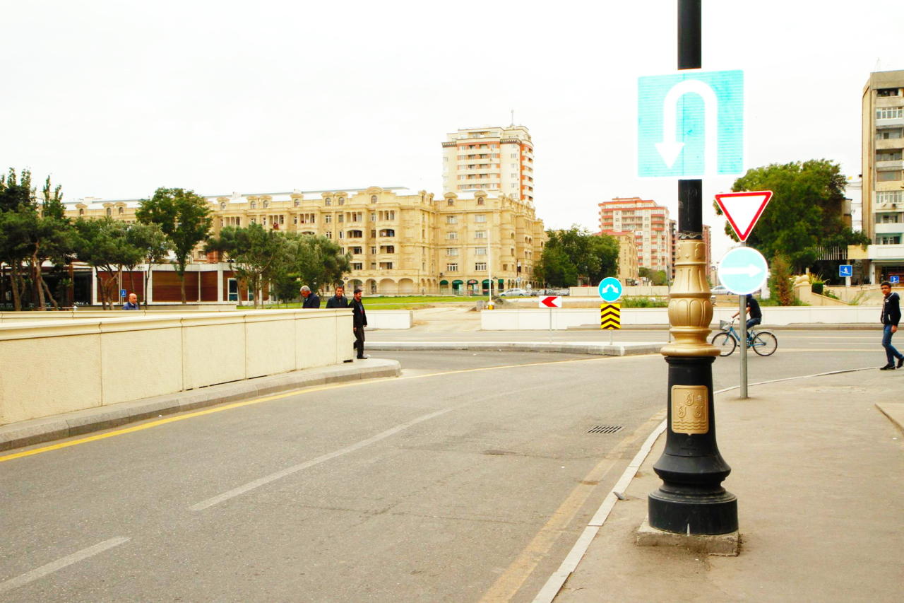 Изменилась схема движения на этих улицах Баку