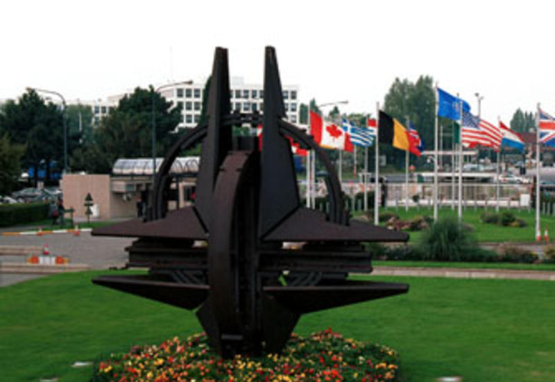 В штаб-квартире НАТО усилены меры безопасности
