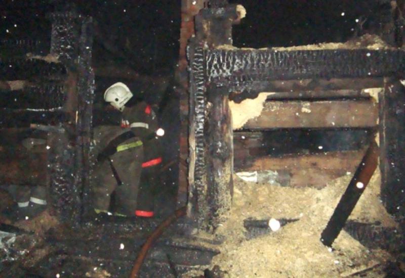 Трое детей погибли в горящем доме